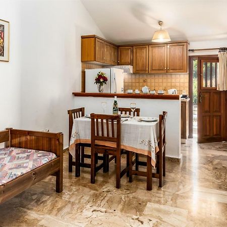 Areti Apartments Poros  Zewnętrze zdjęcie