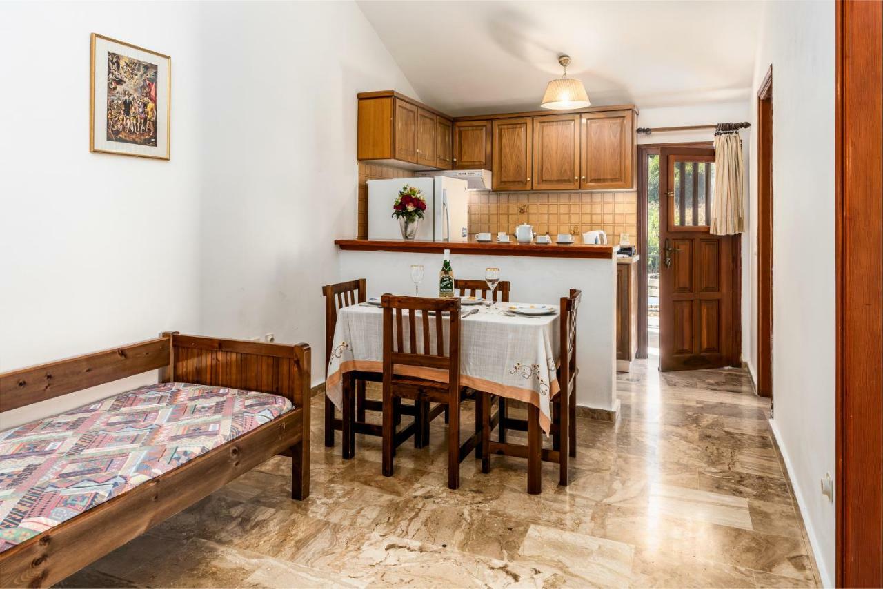 Areti Apartments Poros  Zewnętrze zdjęcie