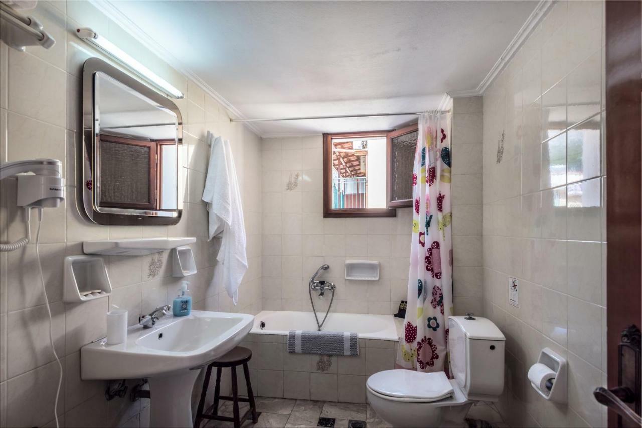 Areti Apartments Poros  Zewnętrze zdjęcie