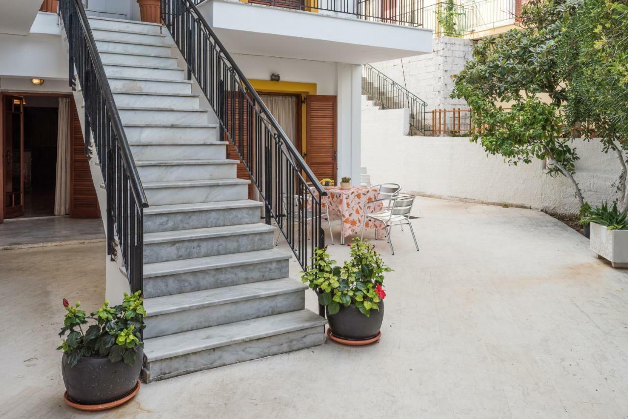 Areti Apartments Poros  Zewnętrze zdjęcie